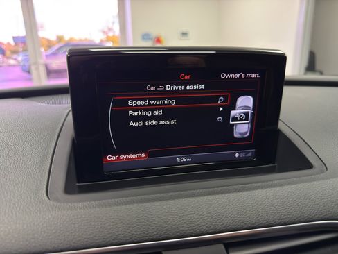 Used 2017 Audi Q3 2.0T Prestige w/ Prestige Package image 21