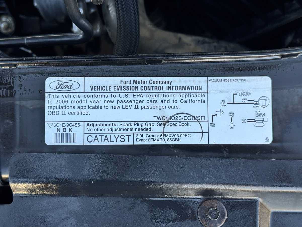 Used 2006 Ford Five Hundred SEL FWD image 22