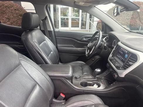 Used 2018 GMC Acadia SLT AWD/4WD image 12