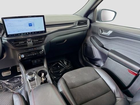 Used 2023 Ford Escape ST-Line w/ Tech Pack #1 AWD/4WD image 27