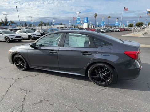 Used 2022 Honda Civic Sport image 6