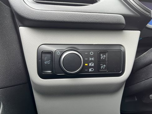 Certified 2023 Ford Escape Active AWD/4WD image 18