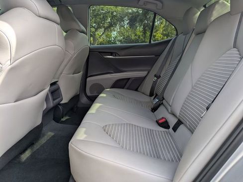 Used 2023 Toyota Camry SE w/ Convenience Package FWD image 13
