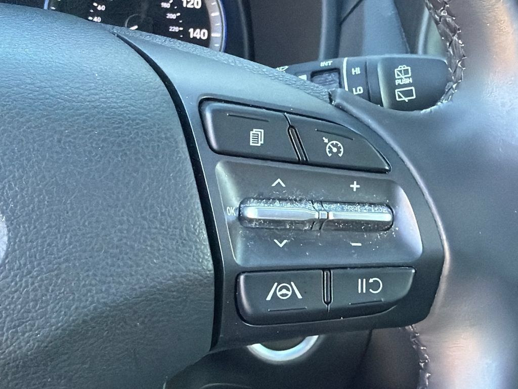 Used 2022 Hyundai Kona SEL w/ Convenience Package FWD image 25