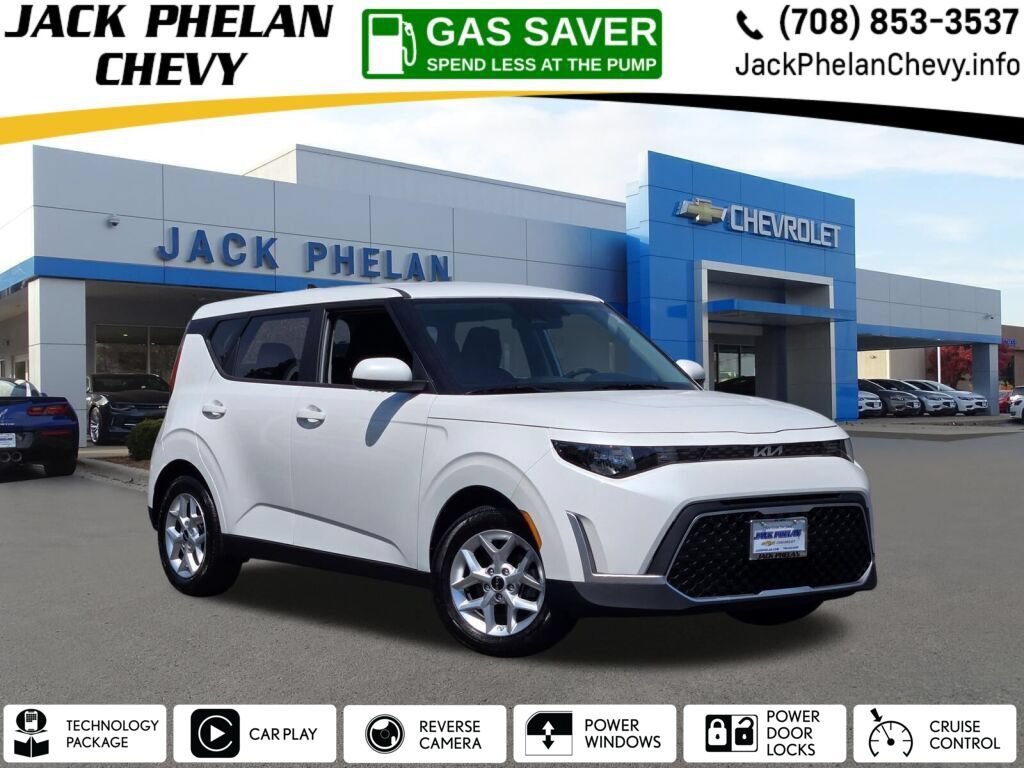 Used 2025 Kia Soul LX w/ LX Technology Package FWD image 1