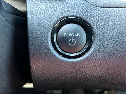 Certified 2025 Toyota Camry SE FWD image 18