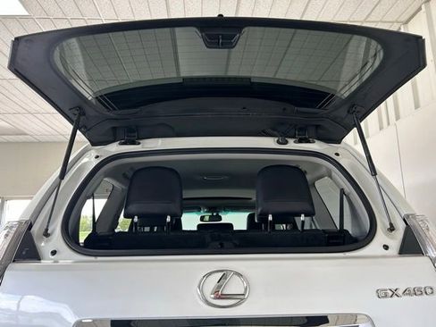 Used 2018 Lexus GX 460 Premium w/ Premium Package AWD/4WD image 13