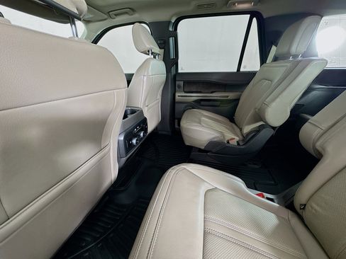 Used 2021 Ford Expedition Limited RWD image 24