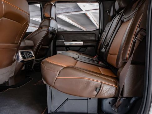Used 2024 Ford F350 King Ranch w/ FX4 Off-Road Package AWD/4WD image 38