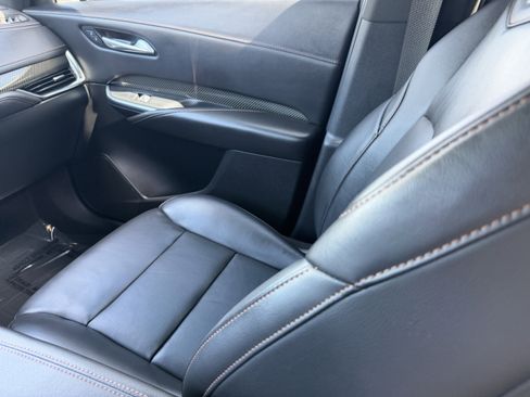 Certified 2022 Cadillac XT4 Sport w/ Comfort Package image 16