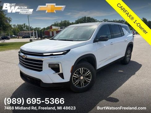 Used 2025 Chevrolet Traverse LT w/ Driver Confidence Package AWD/4WD image 1