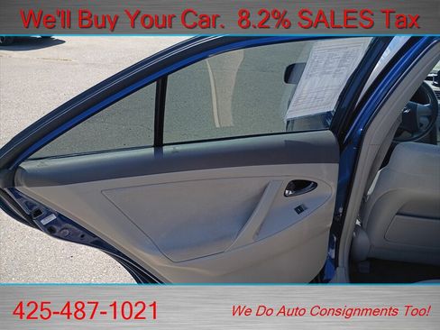 Used 2011 Toyota Camry LE FWD image 22