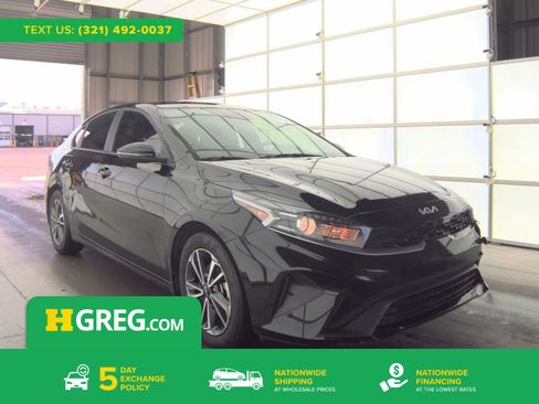 Used 2024 Kia Forte LXS w/ LXS Technology Package image 1