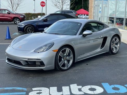 Used 2022 Porsche 718 Cayman GTS RWD image 7