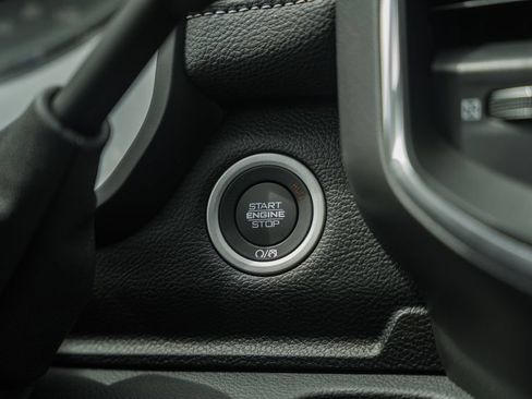 New 2026 RAM 2500 Laramie AWD/4WD image 33