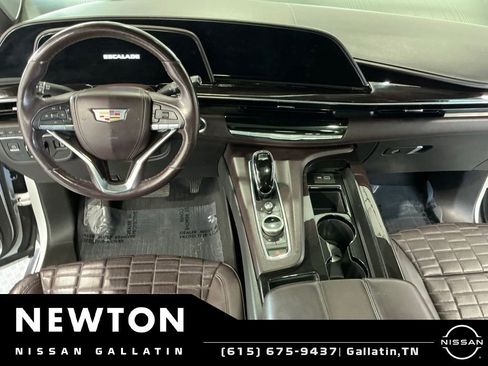Used 2021 Cadillac Escalade ESV Sport Platinum RWD image 15