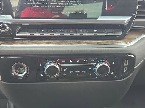 Used 2023 GMC Sierra 1500 Elevation image 19