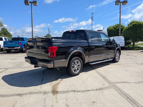 Used 2019 Ford F150 Lariat w/ Equipment Group 501A Mid RWD image 4