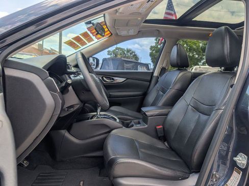 Used 2016 Nissan Rogue SL w/ SL Premium Package image 9