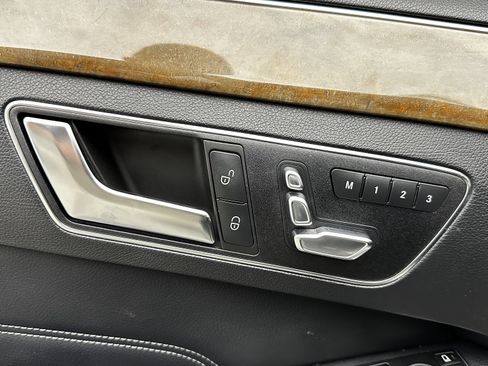 Used 2016 Mercedes-Benz E 350 Sedan w/ Premium Package image 14