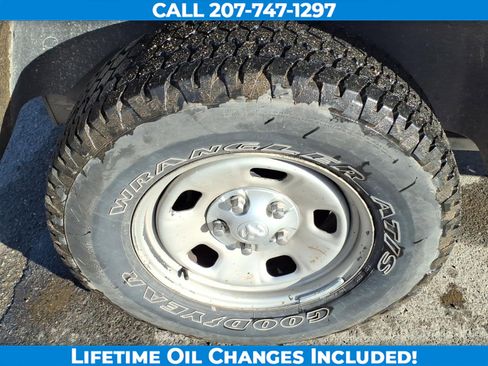 Used 2017 RAM 1500 Tradesman w/ Power & Remote Entry Group image 12