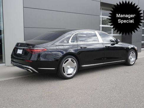Used 2025 Mercedes-Benz Maybach S 680 4MATIC image 4