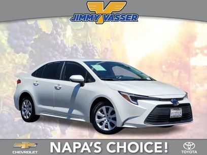 Certified 2025 Toyota Corolla LE w/ Convenience Package