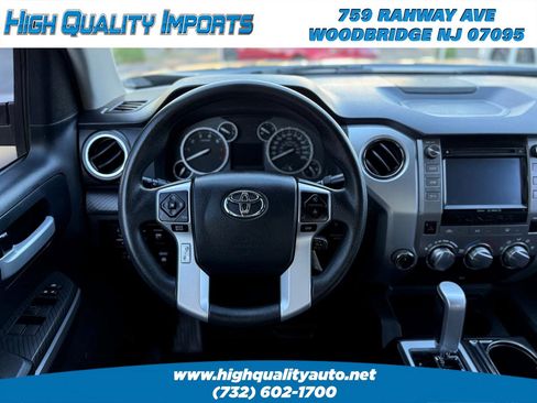 Used 2016 Toyota Tundra SR5 w/ SR5 Upgrade Package AWD/4WD image 26