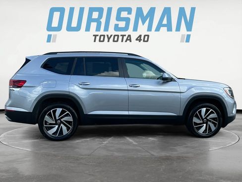 Used 2024 Volkswagen Atlas SE AWD/4WD image 8