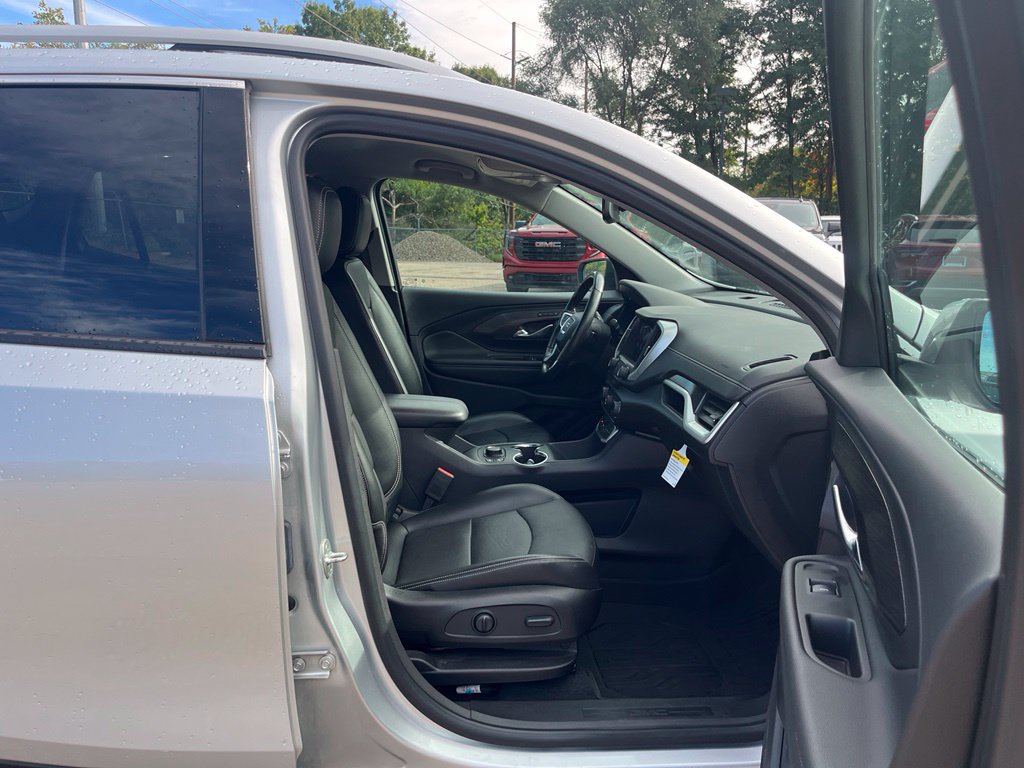 Used 2022 GMC Terrain SLT AWD/4WD image 34