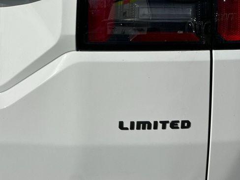 New 2026 Jeep Cherokee Limited image 25