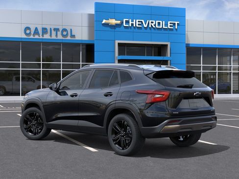 New 2026 Chevrolet Trax ACTIV w/ Driver Confidence Package FWD image 3