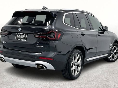 Used 2024 BMW X3 xDrive30i w/ Premium Package image 2