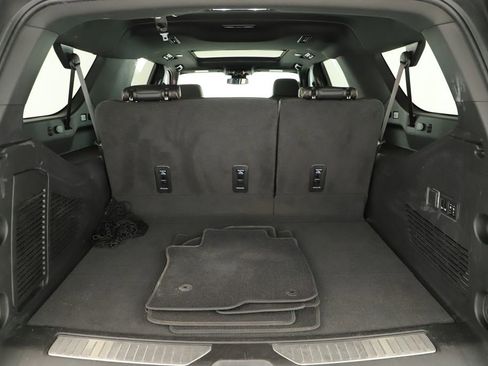 Used 2023 GMC Yukon XL AT4 w/ Technology Package AWD/4WD image 33