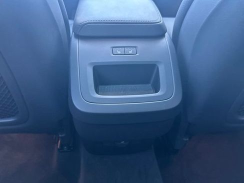 Used 2025 Volvo XC60 B5 Plus AWD/4WD image 18
