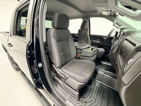 Certified 2024 Chevrolet Silverado 3500 W/T image 30