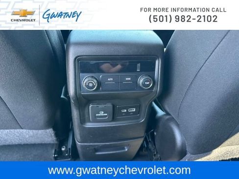 Used 2021 GMC Acadia SLE w/ Driver Convenience Package FWD image 24
