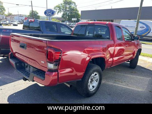 Used 2023 Toyota Tacoma SR image 6