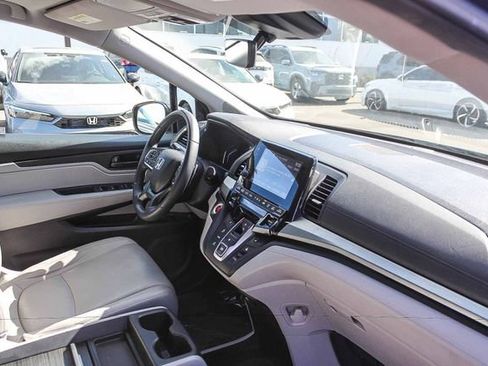 Used 2020 Honda Odyssey EX-L image 22