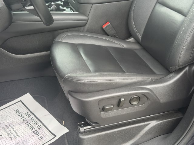 Used 2025 Chevrolet Tahoe Z71 AWD/4WD image 14