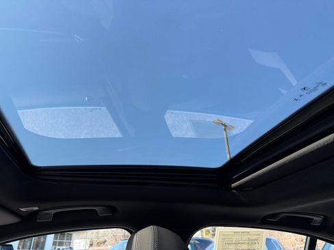 Certified 2025 BMW 330i xDrive Sedan w/ Premium Package image 33