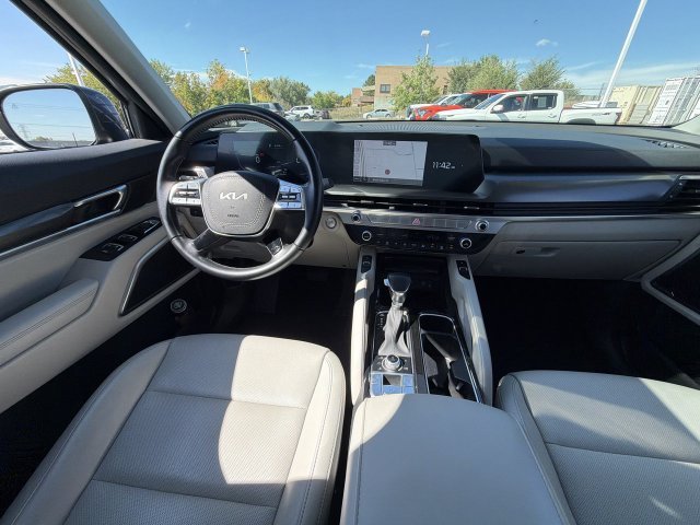 Certified 2024 Kia Telluride S w/ S Sunroof Package AWD/4WD image 19