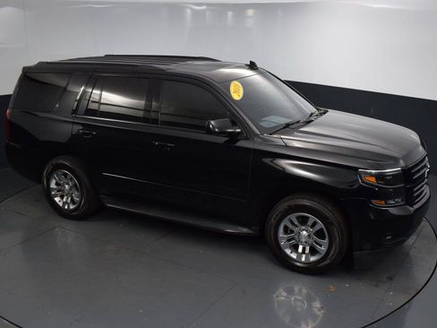 Used 2018 Chevrolet Tahoe Premier AWD/4WD image 40