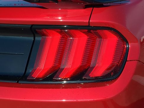 Certified 2020 Ford Mustang Shelby GT500 w/ Technology Package RWD image 45