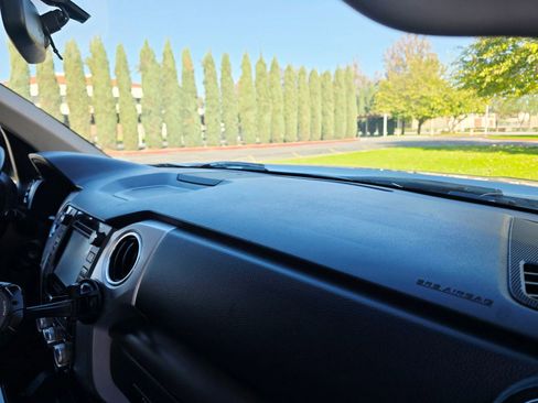 Used 2017 Toyota Tundra SR5 w/ SR5 Upgrade Package image 32