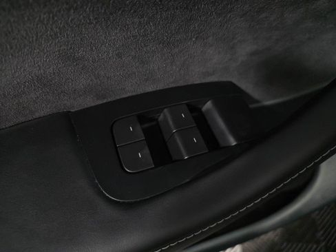 Used 2024 Tesla Model Y Long Range image 30