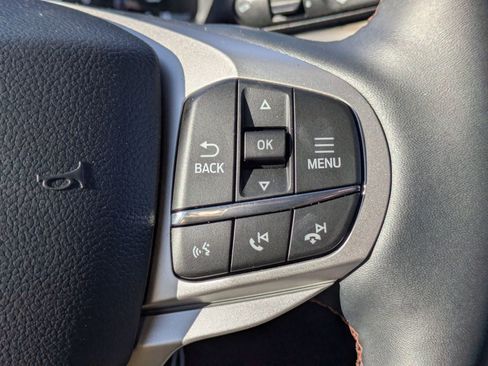 New 2026 Ford Explorer Active image 15