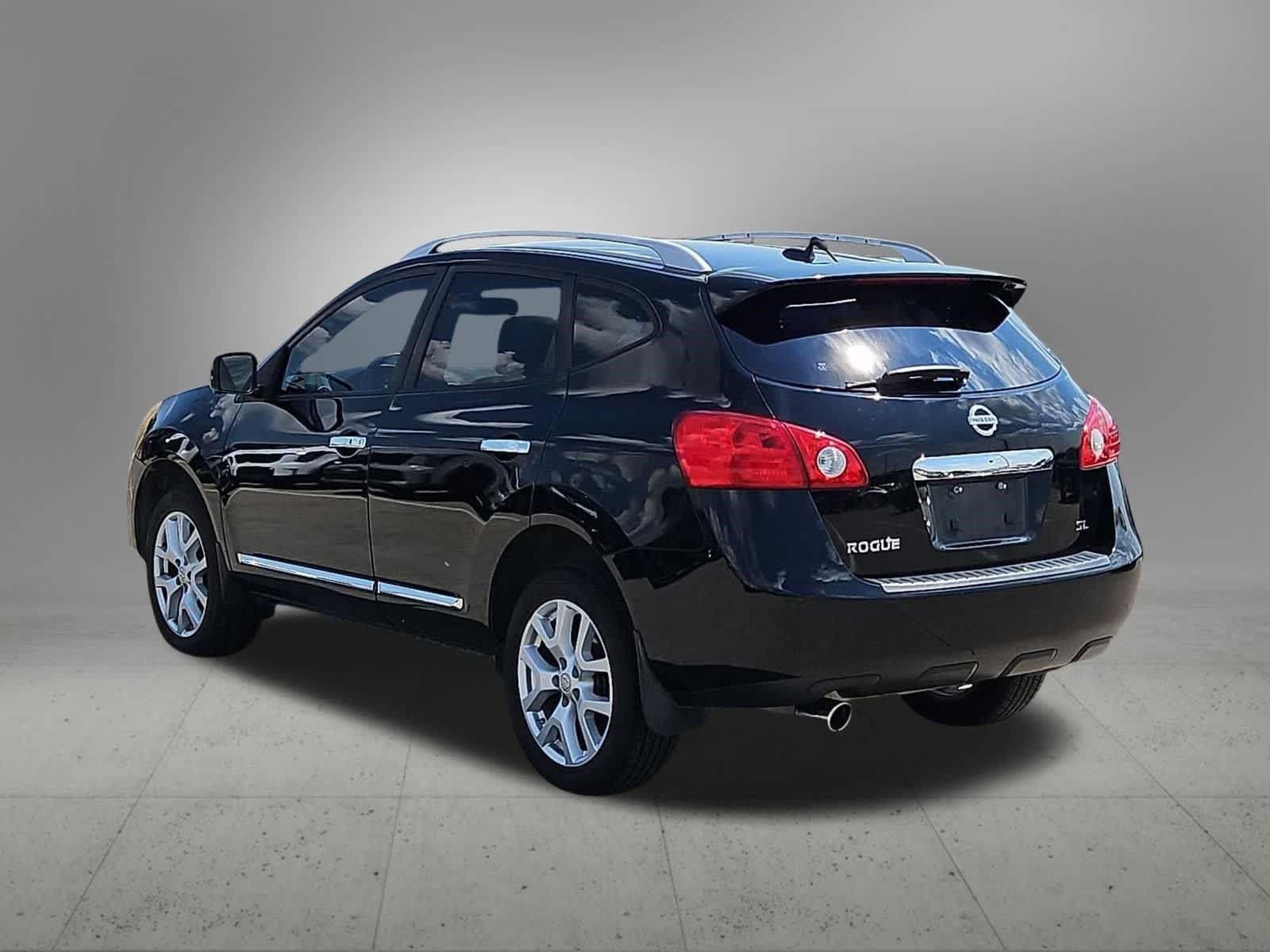 Used 2013 Nissan Rogue SL FWD image 4