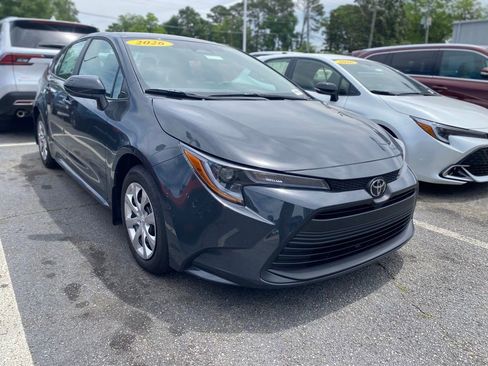 New 2026 Toyota Corolla LE FWD image 1