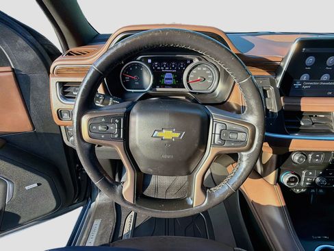 Used 2021 Chevrolet Tahoe High Country w/ Premium Package AWD/4WD image 11